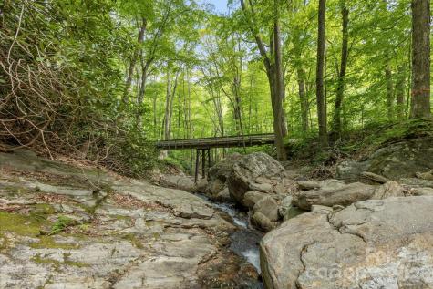500 Winter Star Road Burnsville NC 28714