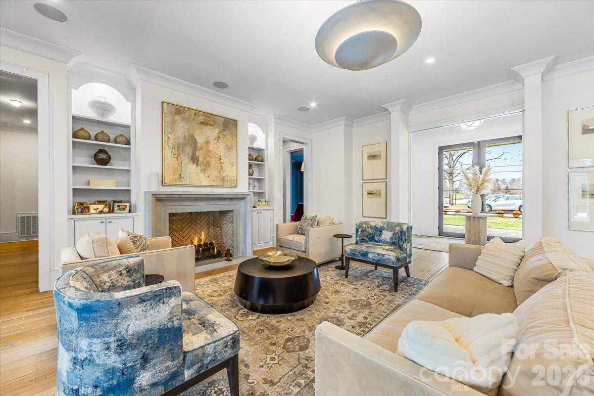 1614 Princeton Avenue Charlotte NC 28209