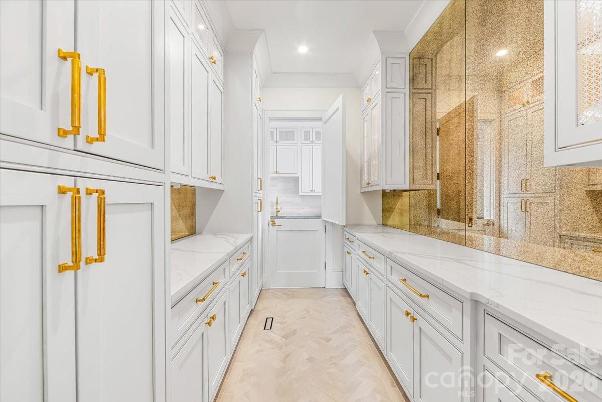 1614 Princeton Avenue Charlotte NC 28209