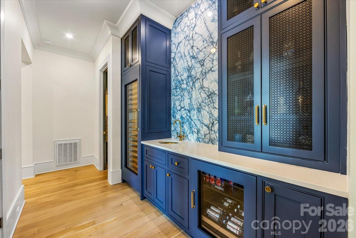 1614 Princeton Avenue Charlotte NC 28209
