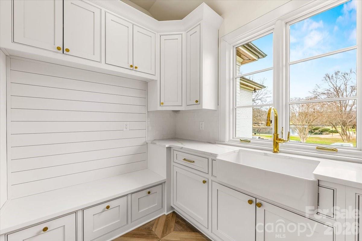 1614 Princeton Avenue Charlotte NC 28209