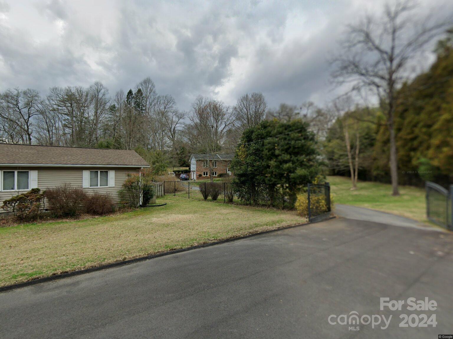 122 Pine Street Brevard NC 28712