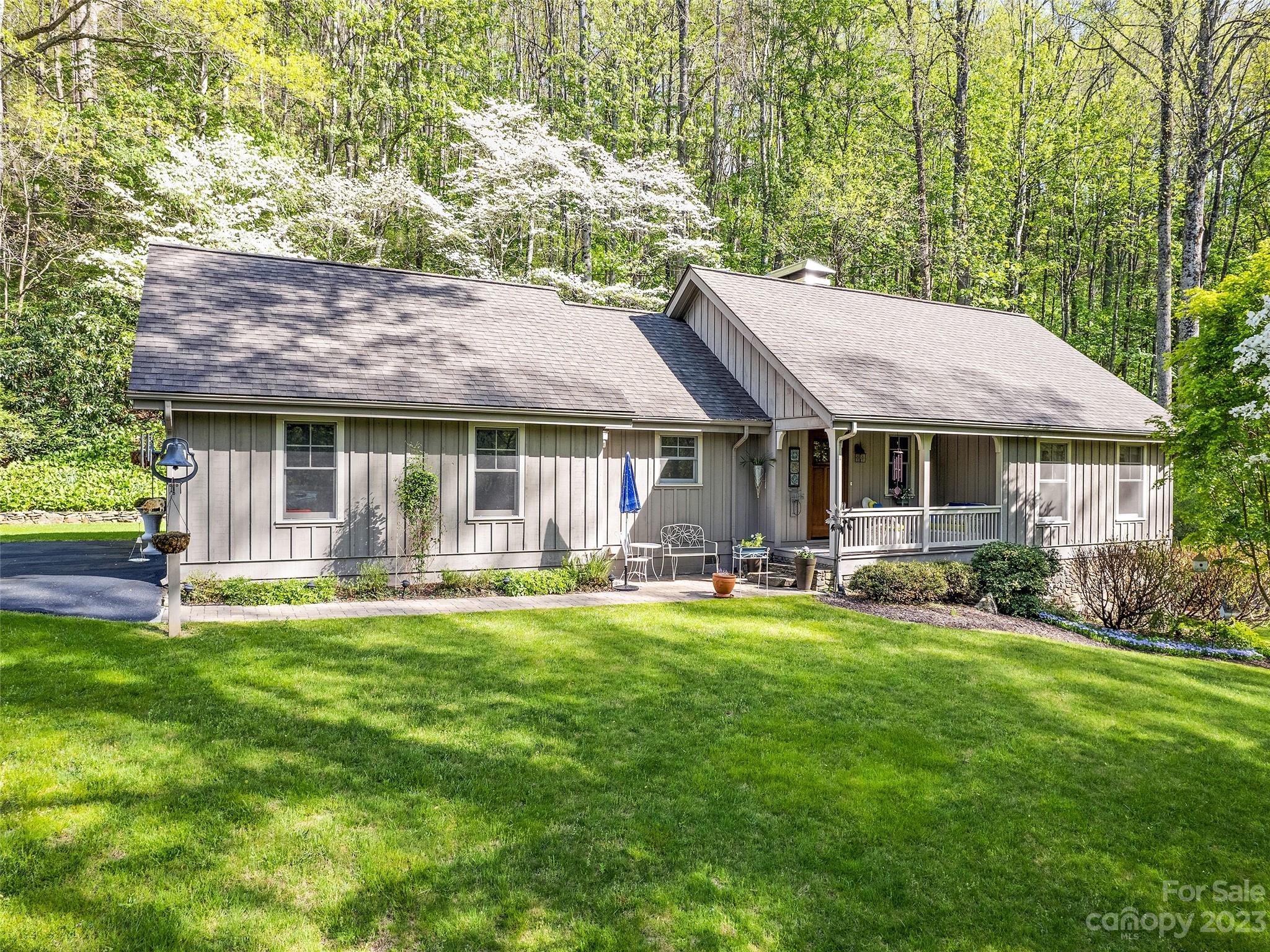 2269 Hyatt Creek Road Waynesville NC 28786