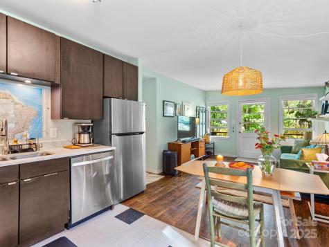 12 Rex Drive Asheville NC 28806