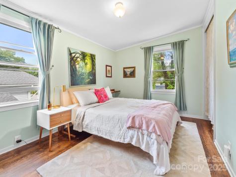 12 Rex Drive Asheville NC 28806