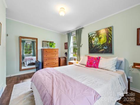 12 Rex Drive Asheville NC 28806