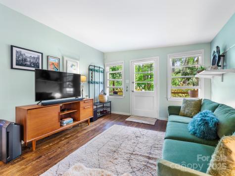 12 Rex Drive Asheville NC 28806