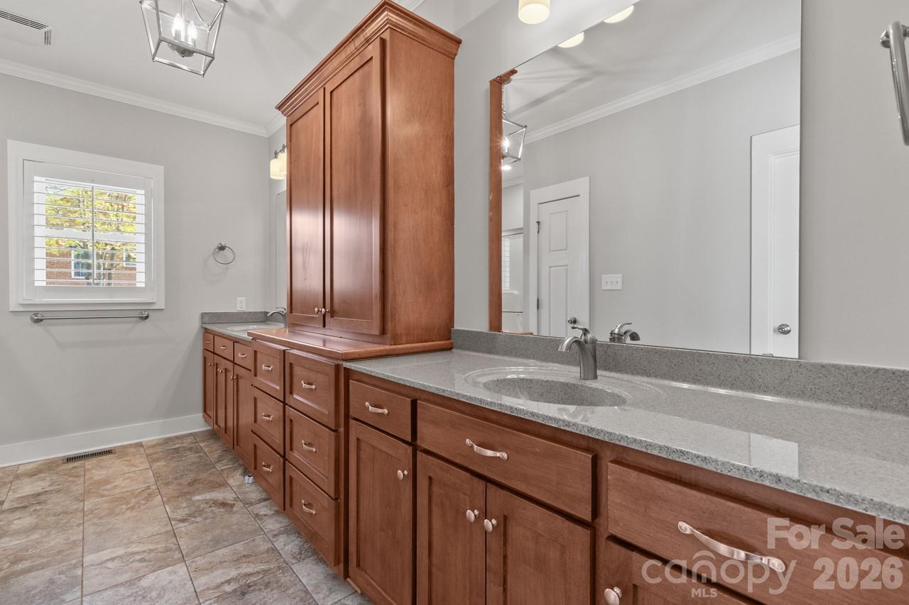 2411 Carriage Lane Lincolnton NC 28092