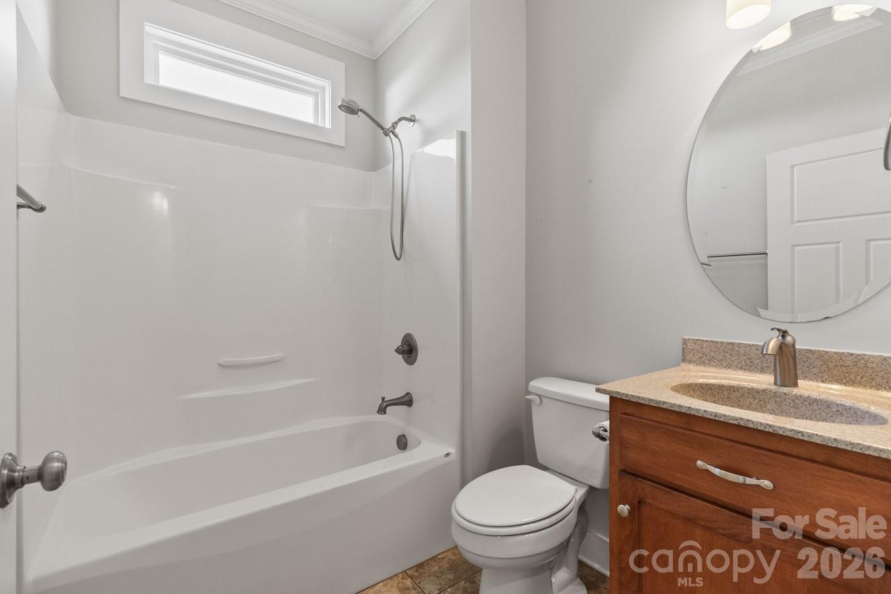 2411 Carriage Lane Lincolnton NC 28092