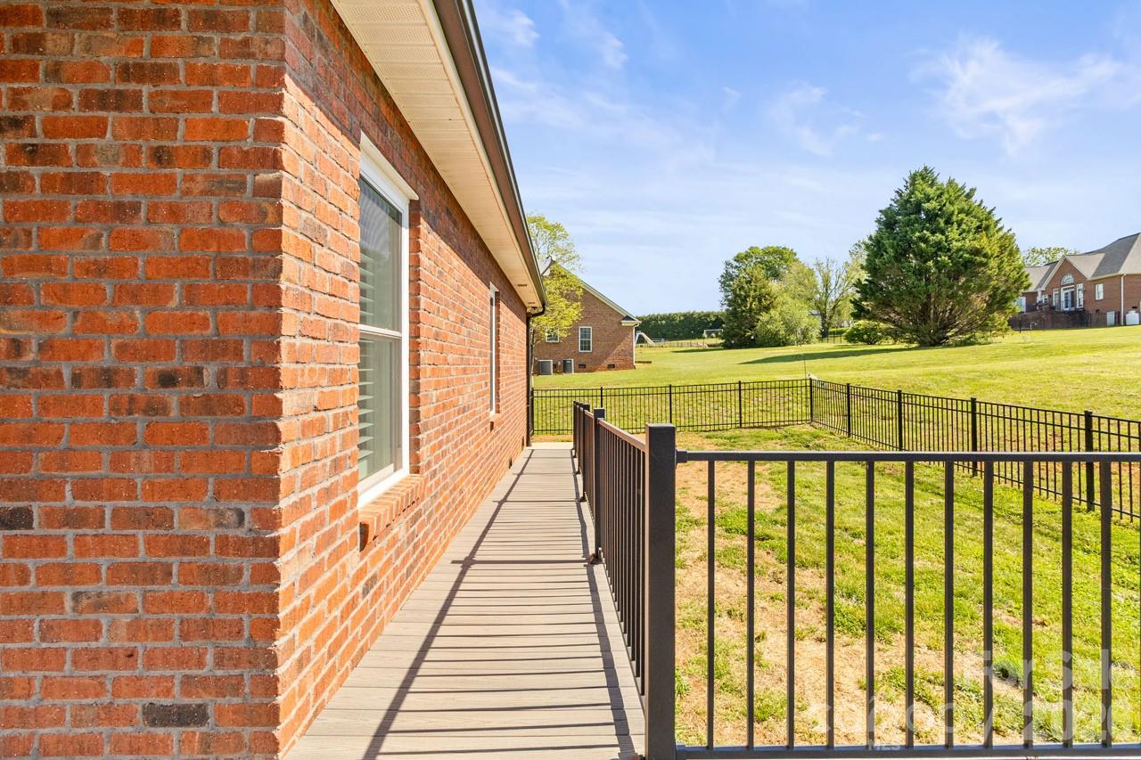 2411 Carriage Lane Lincolnton NC 28092