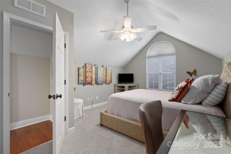 54 Lake Pointe Circle Hendersonville NC 28792