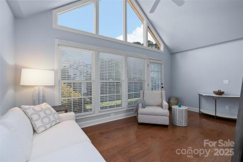 54 Lake Pointe Circle Hendersonville NC 28792