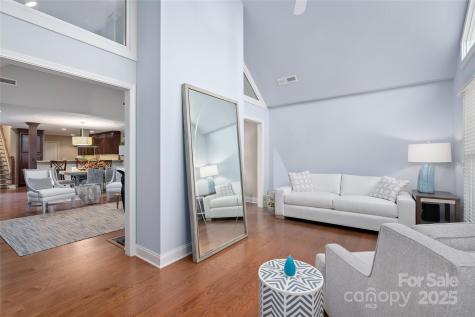 54 Lake Pointe Circle Hendersonville NC 28792