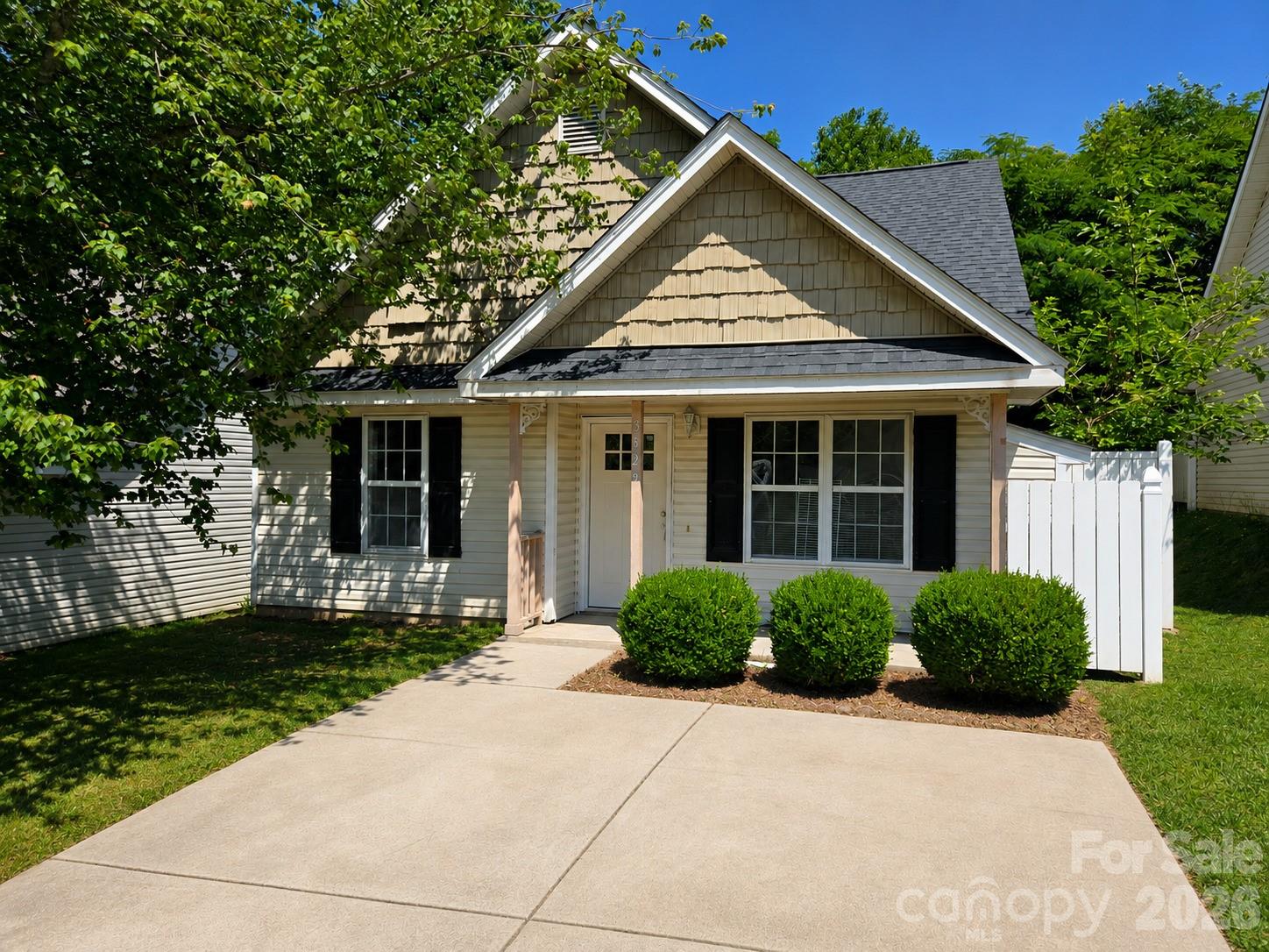 3629 Silver Ore Lane Charlotte NC 28216