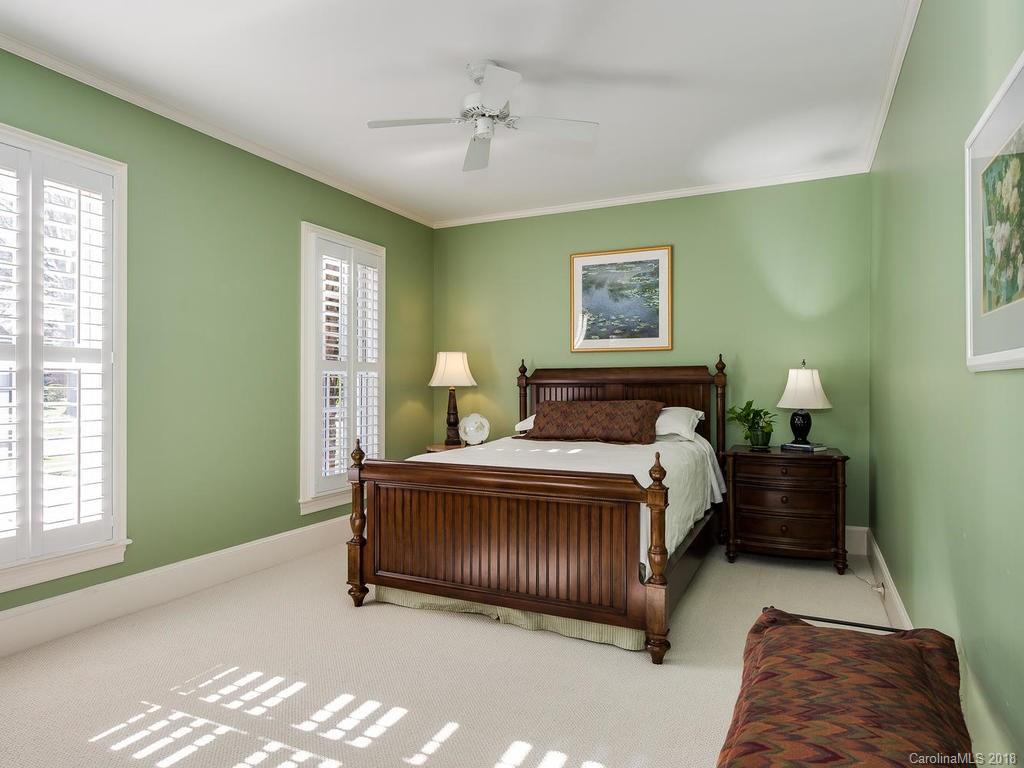 5616 Hillingdon Road Charlotte NC 28226