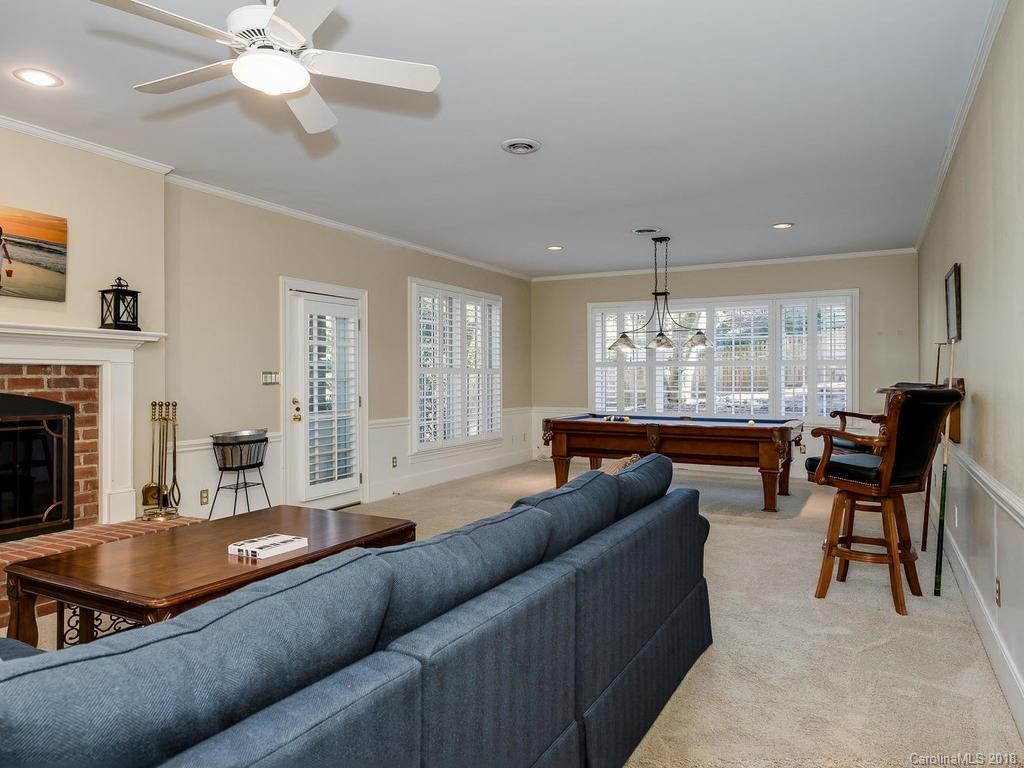 5616 Hillingdon Road Charlotte NC 28226
