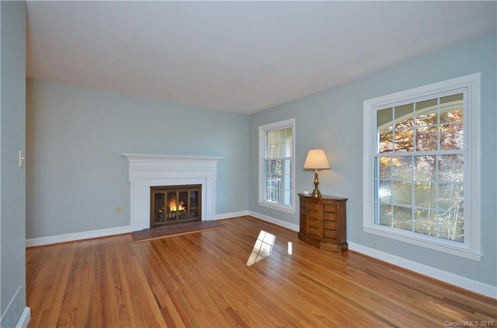 36 Woodcrest Road Asheville NC 28804