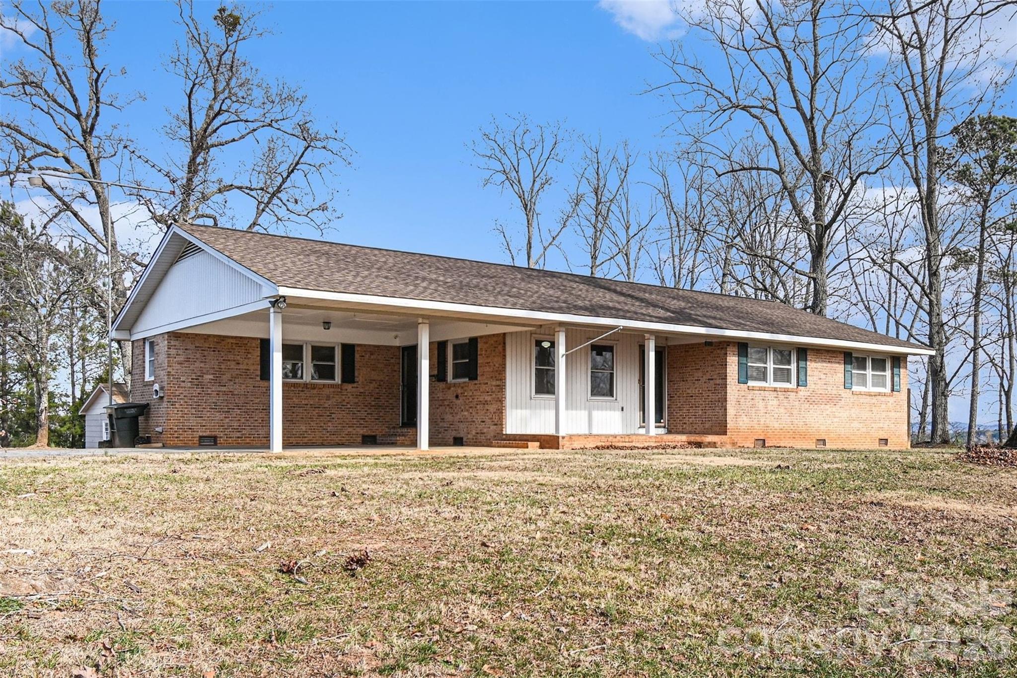 238 Lakeview Drive Blacksburg SC 29702