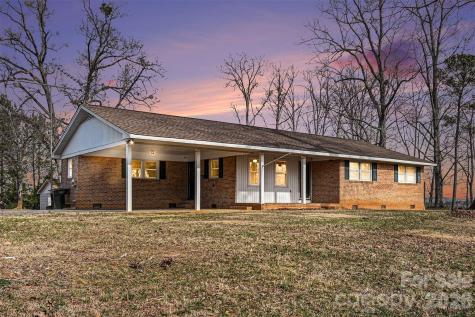 238 Lakeview Drive Blacksburg SC 29702