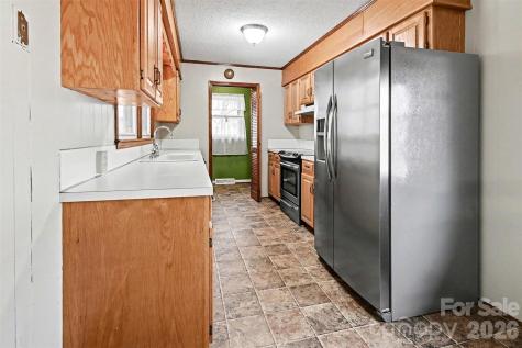 238 Lakeview Drive Blacksburg SC 29702