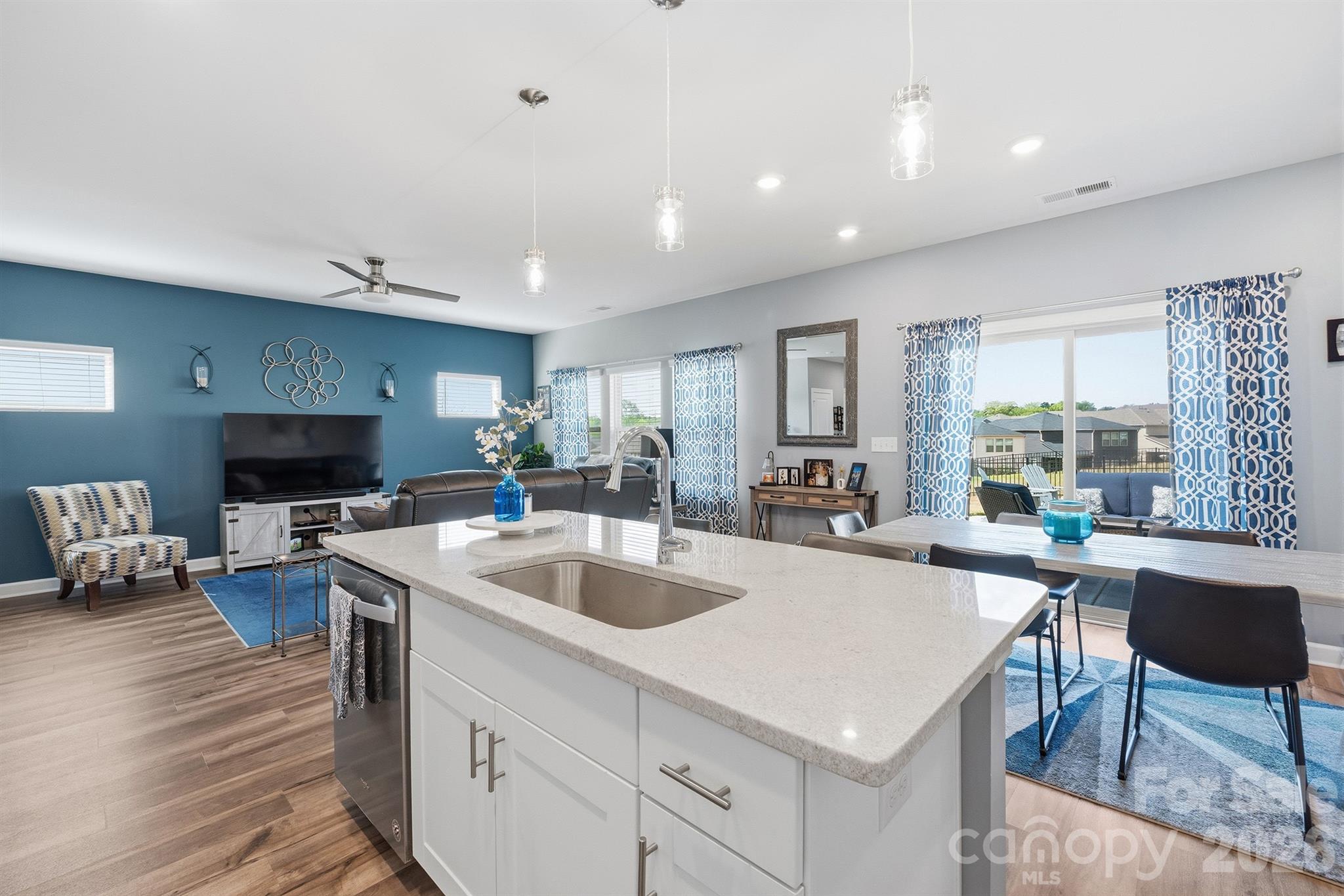2010 Red Ash Drive Charlotte NC 28215