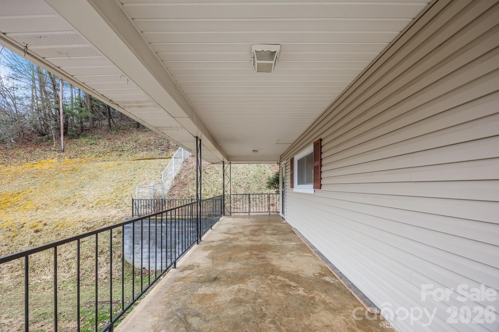 82 Greasy Cove Road Leicester NC 28748