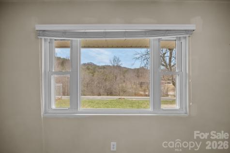 82 Greasy Cove Road Leicester NC 28748