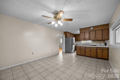 82 Greasy Cove Road Leicester NC 28748