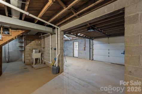 82 Greasy Cove Road Leicester NC 28748