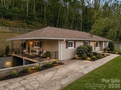 82 Greasy Cove Road Leicester NC 28748