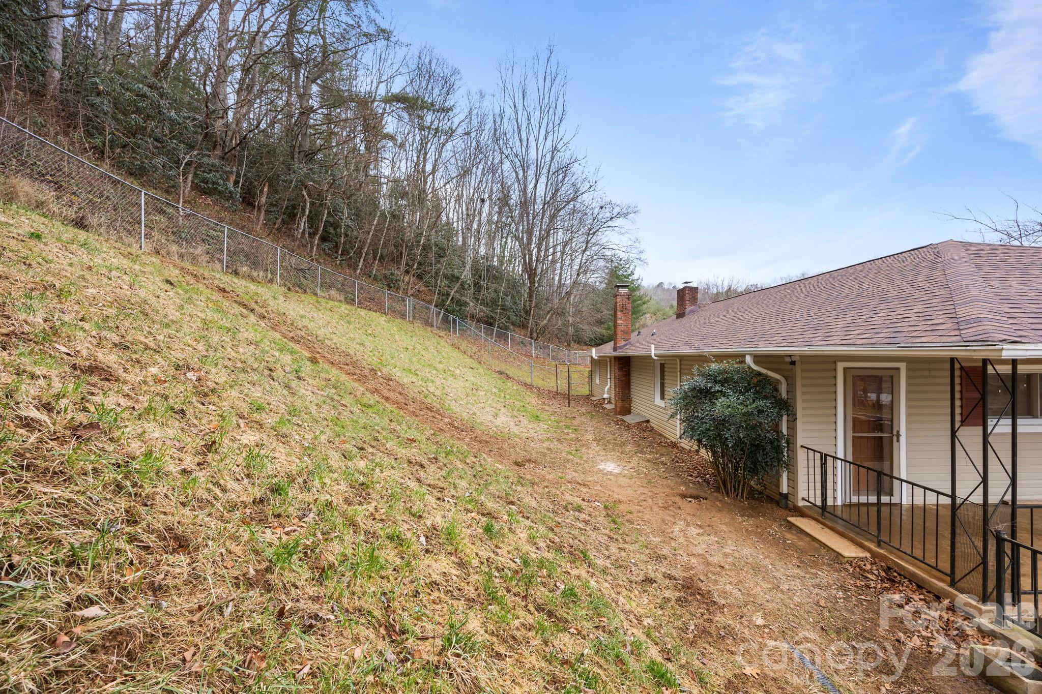 82 Greasy Cove Road Leicester NC 28748