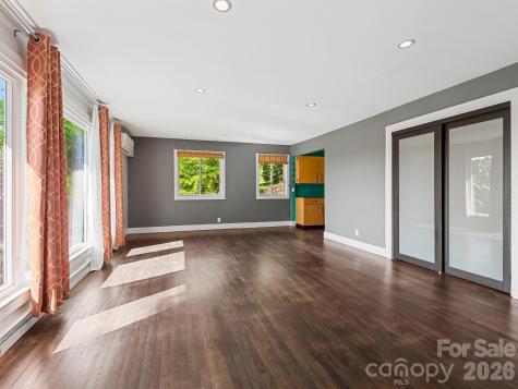 36 Robinwood Avenue Asheville NC 28806