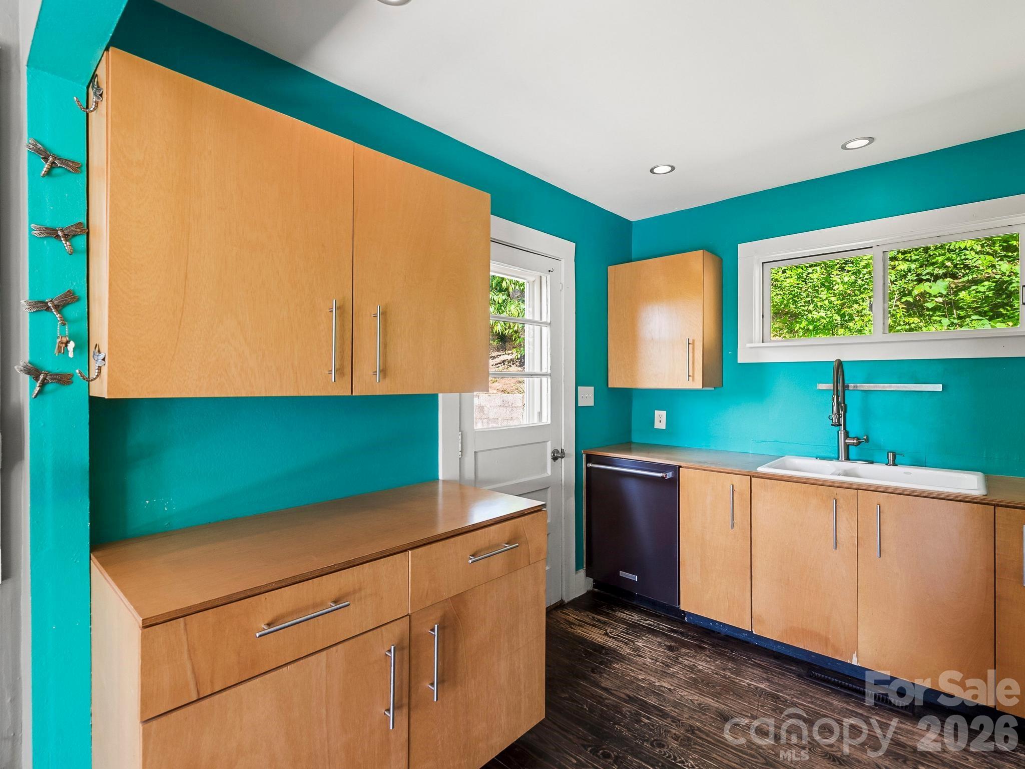 36 Robinwood Avenue Asheville NC 28806