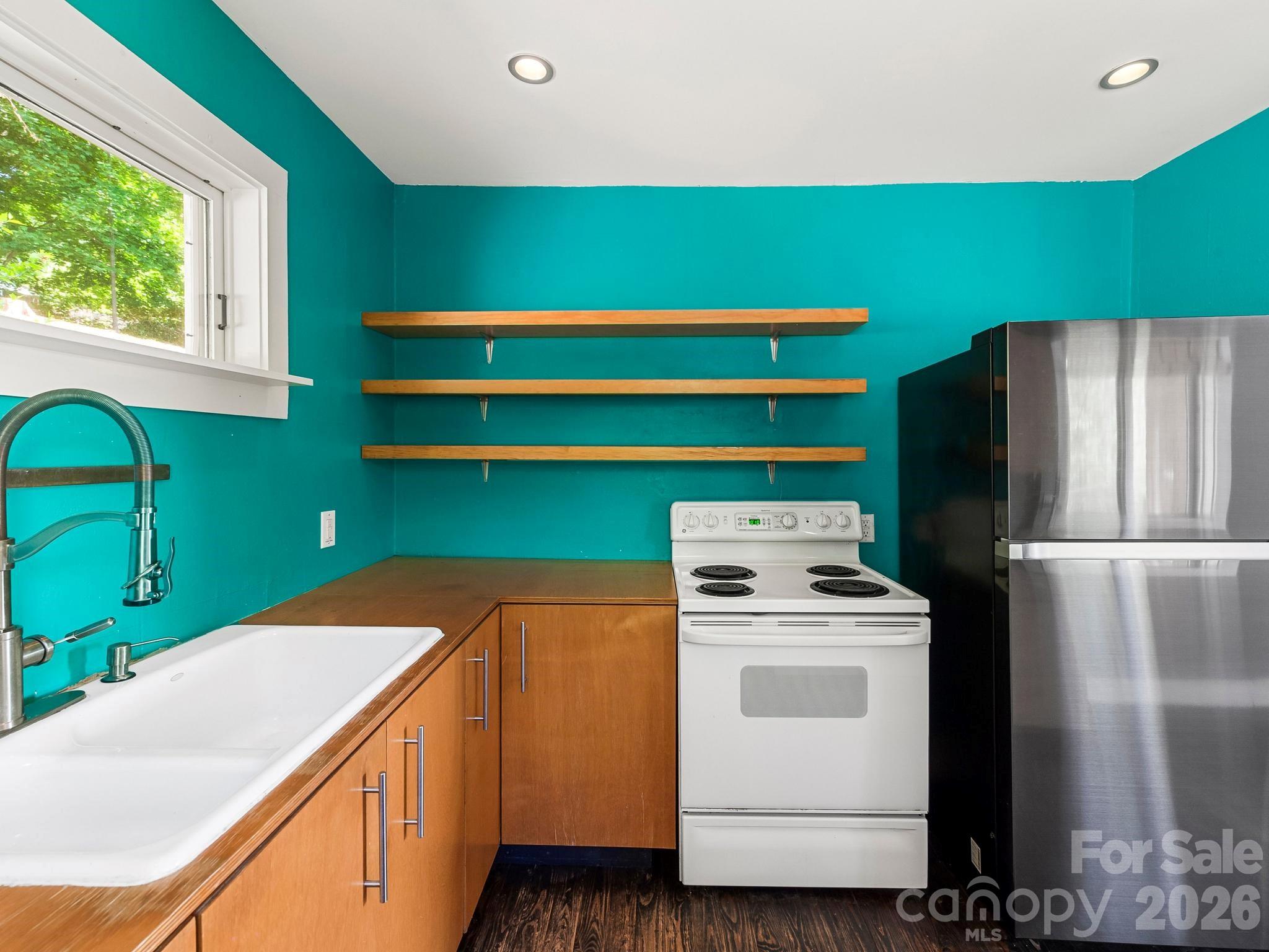 36 Robinwood Avenue Asheville NC 28806