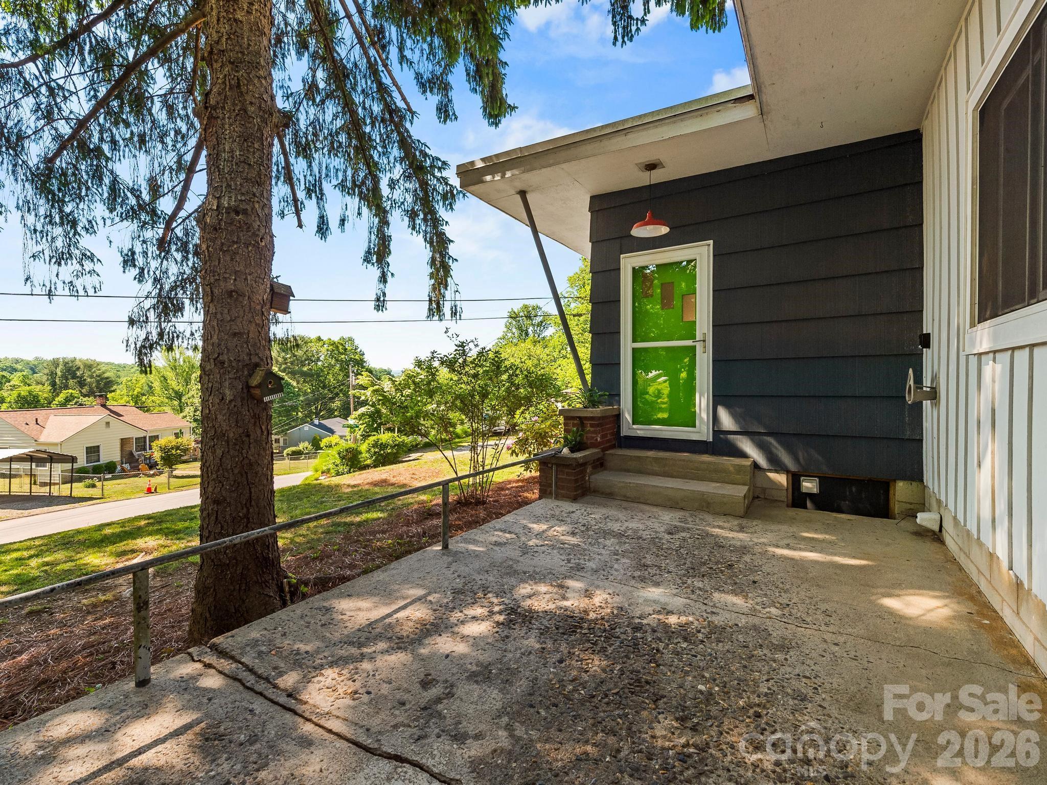 36 Robinwood Avenue Asheville NC 28806