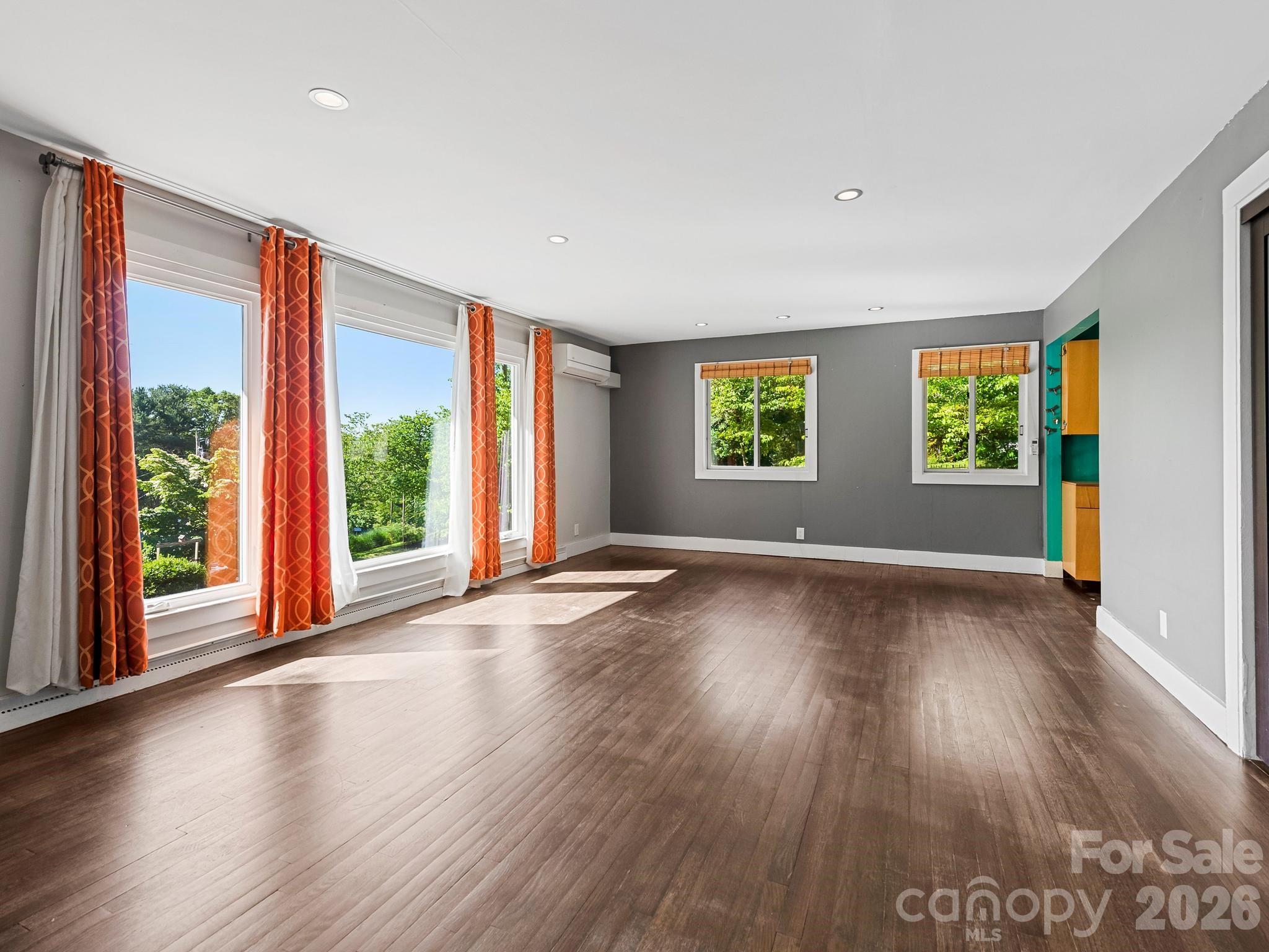 36 Robinwood Avenue Asheville NC 28806