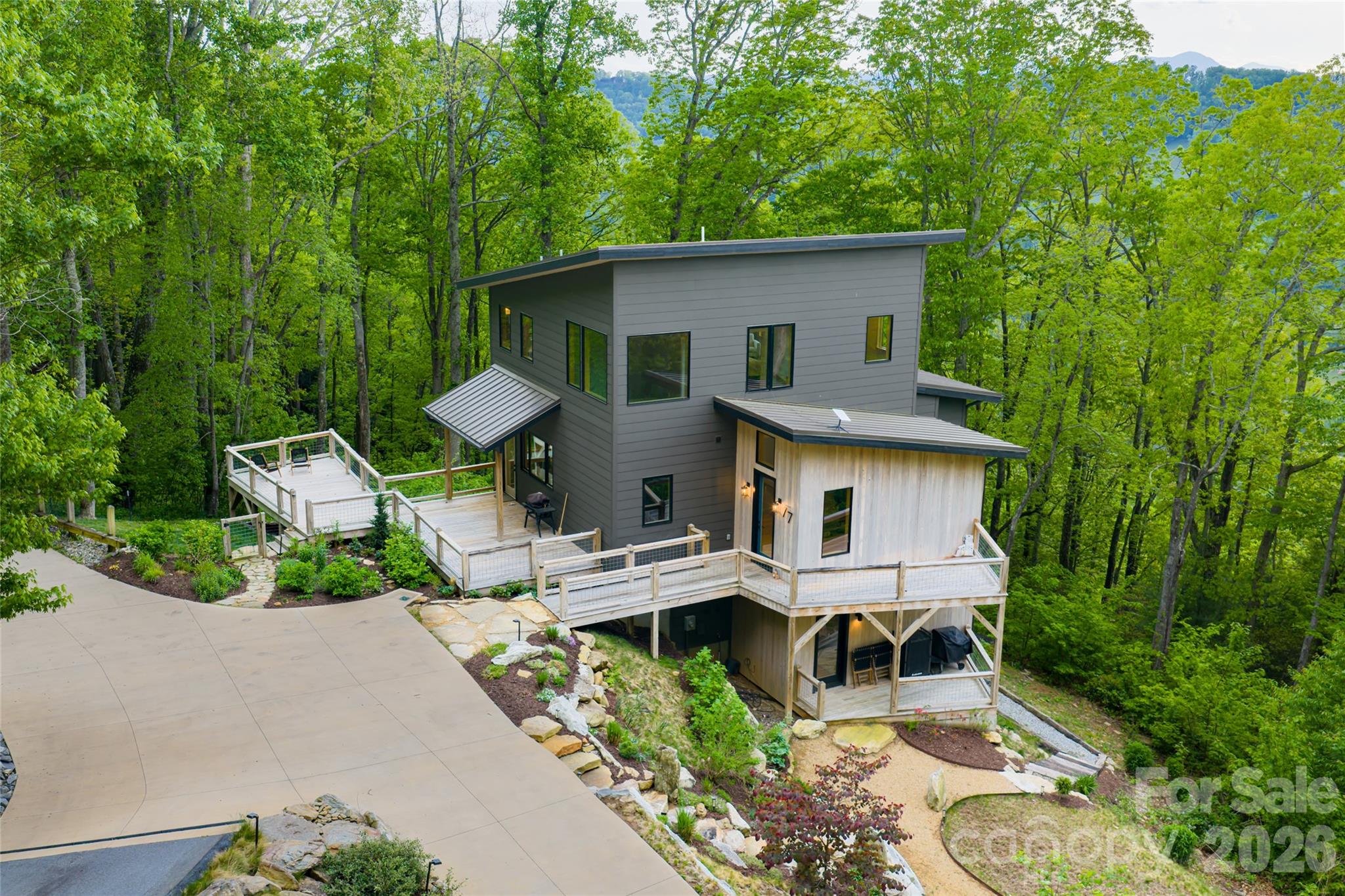 77A Mcintyre Drive Asheville NC 28803