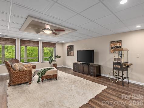 1403 Woodsong Drive Hendersonville NC 28791