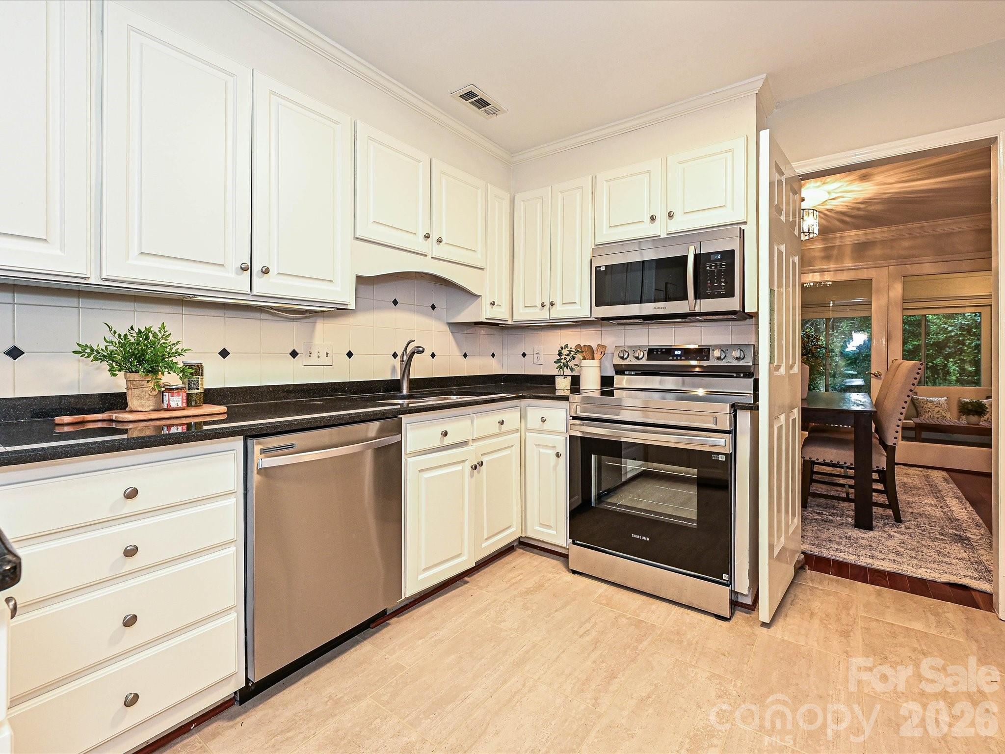 7417 Red Oak Lane Charlotte NC 28226