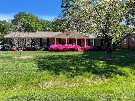 5022 Cheviot Road Charlotte NC 28269