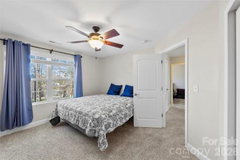 2720 Lakefront Drive Belmont NC 28012