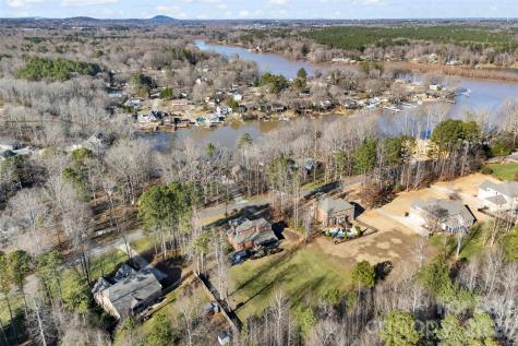 2720 Lakefront Drive Belmont NC 28012