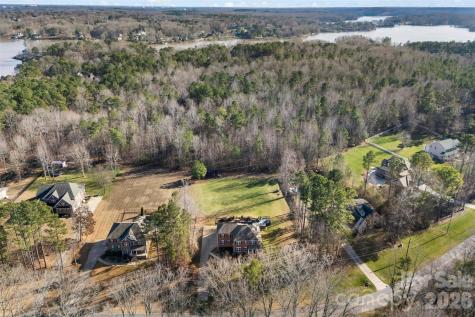 2720 Lakefront Drive Belmont NC 28012