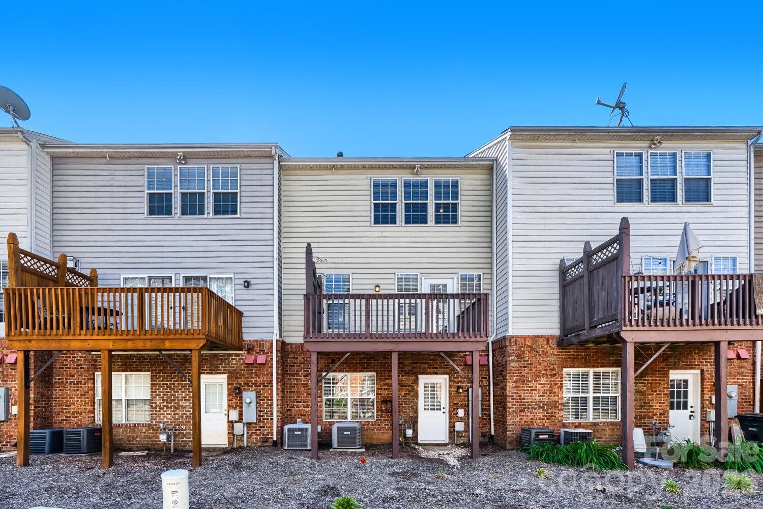 2937 Duvalla Avenue Charlotte NC 28209