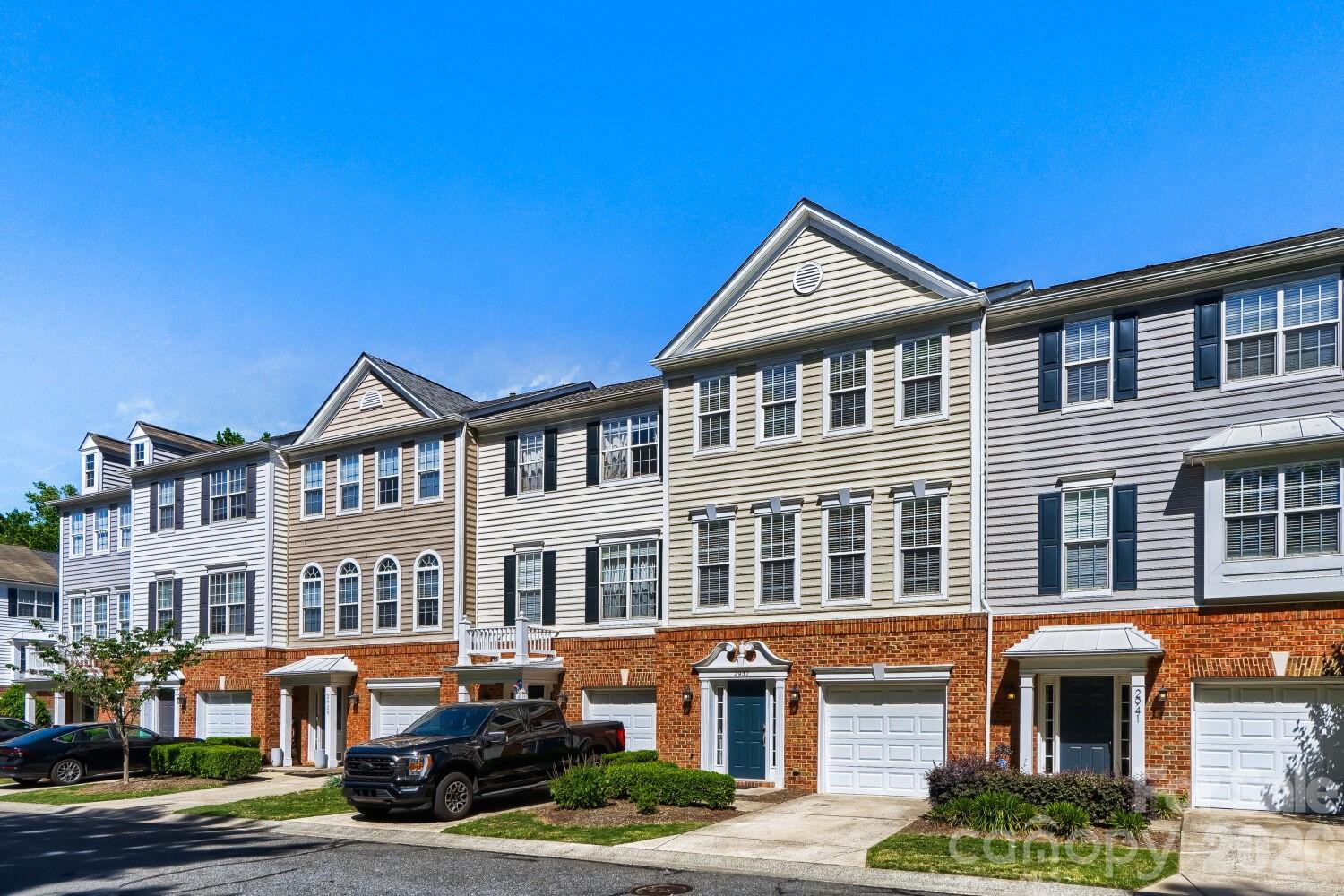2937 Duvalla Avenue Charlotte NC 28209