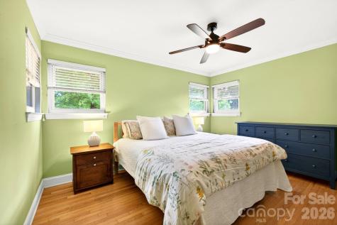 25 Bevlyn Drive Asheville NC 28803