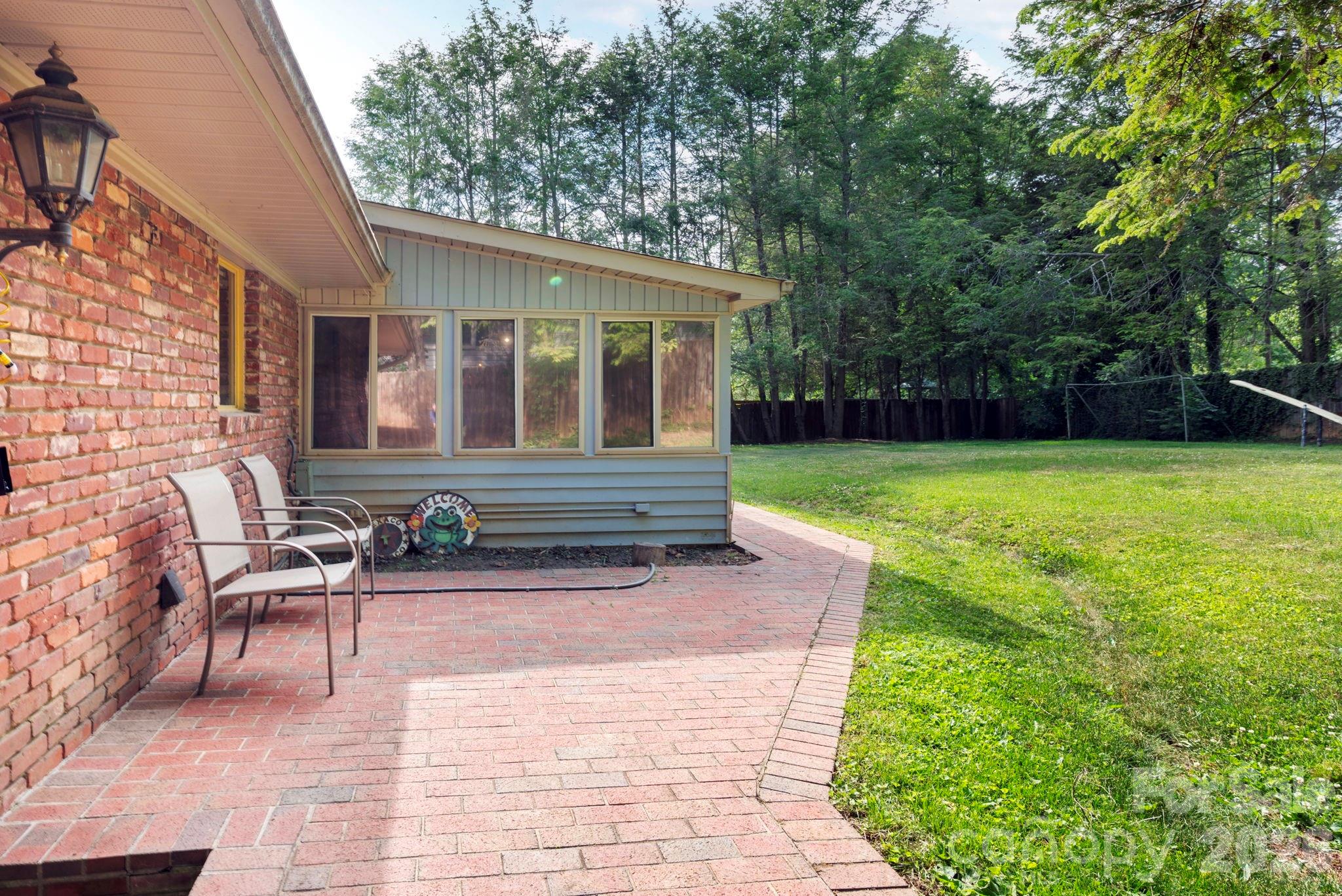 25 Bevlyn Drive Asheville NC 28803