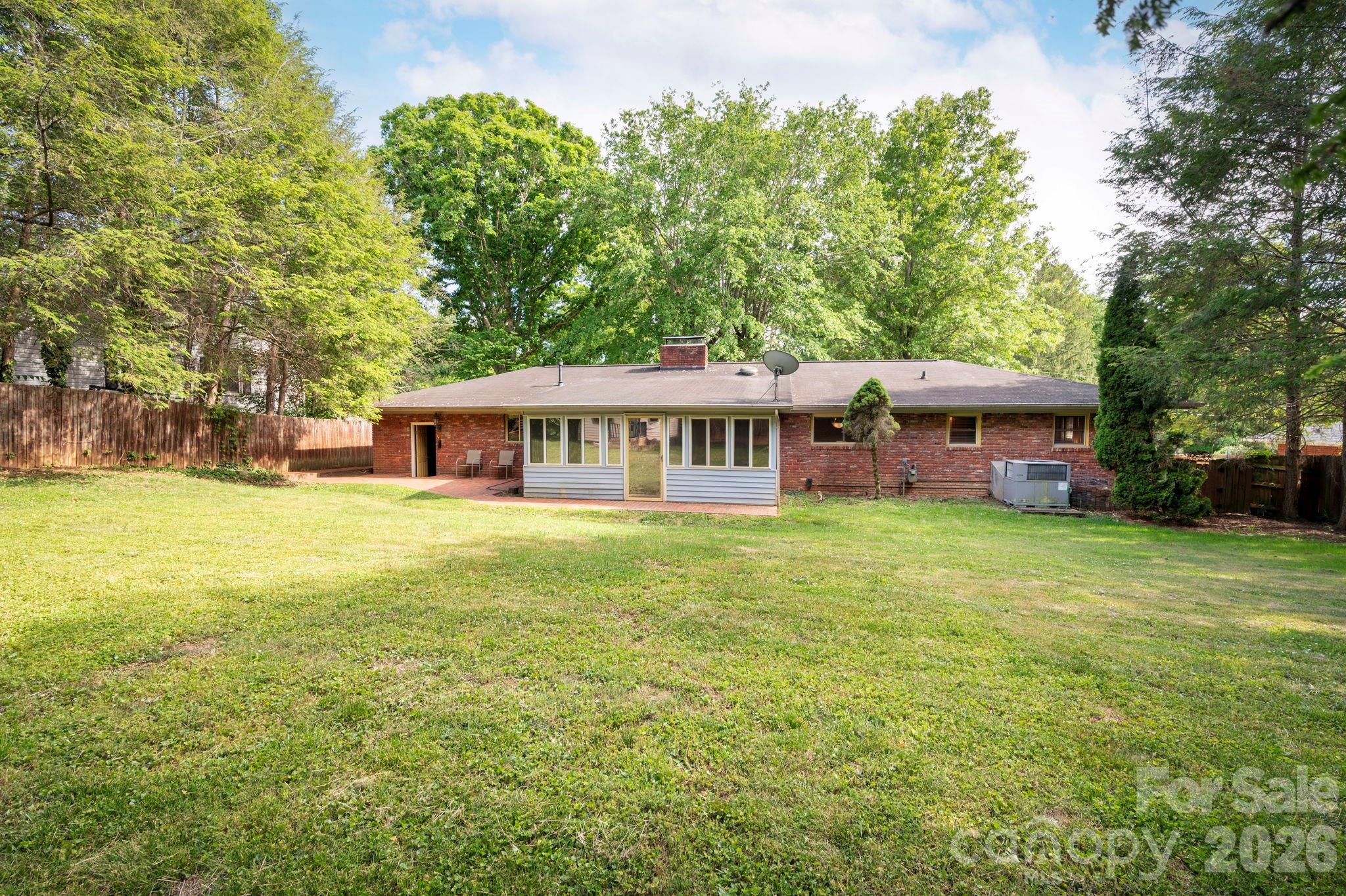 25 Bevlyn Drive Asheville NC 28803