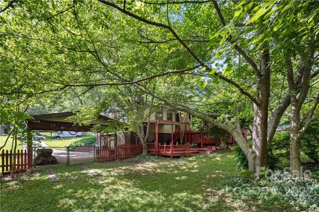13 Hillview Road Asheville NC 28805
