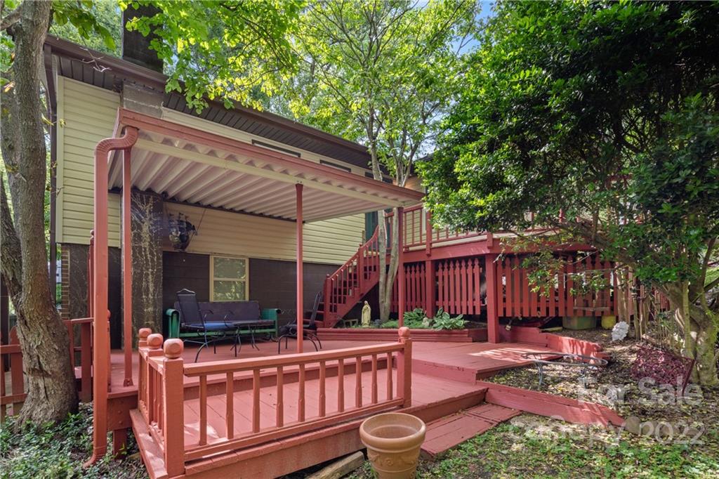 13 Hillview Road Asheville NC 28805